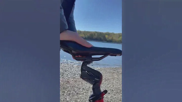Smooth Cruising - Seat Post Suspension