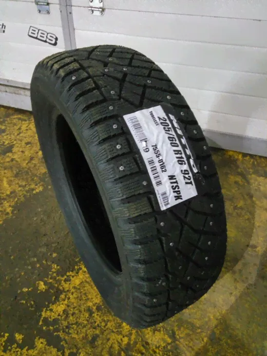  205/60 R16 Nitto NT SPK92T 